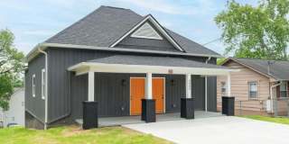 2642 Summit Avenue Gallery 1
