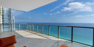 17749 Collins Ave Gallery 23