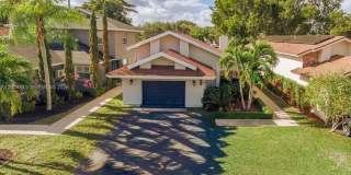 575 Lakeside Cir Gallery 1