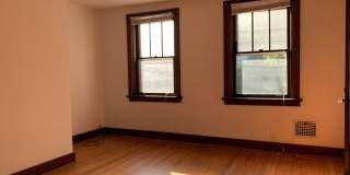 Charming Townhouse in a Beautiful Neighborhood Gallery 8