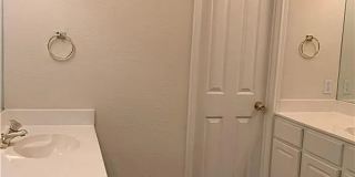 Room in 5 Bedroom Home at Fort Grant Dr Gallery 16