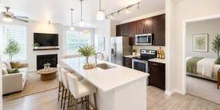 Like-New 3-Bed Condo with Resort-Style Amenities Steps from Cherry Creek Trail Gallery 1