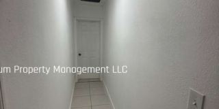 BEAUTIFUL & REMODELED 3/2 AVAILABLE NOW!! Gallery 10