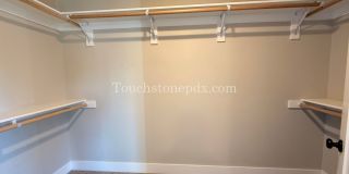 Charming 3 Bed, 2 Bath Townhome with Garage in Beautiful Sandy Gallery 19