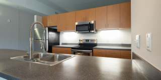 Metro on Granby Apartments Gallery 36
