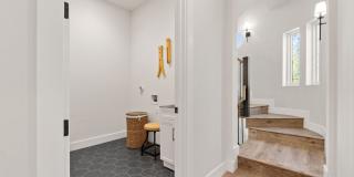 $11,995 - Stunning Executive Estate in Willow Glen $11,995 - Stunning Executive Estate in Willow Glen Gallery 35