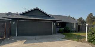 Charming Veneta Home! Gallery 1