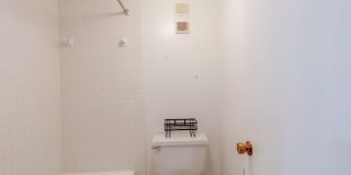 3713 S GEORGE MASON Drive Gallery 32