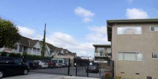 2 Bedroom 1 Bath For Rent in Gardena Gallery 1