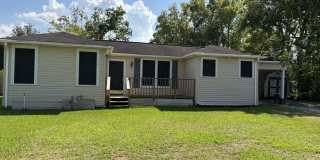 7555 Highway 105 Gallery 1