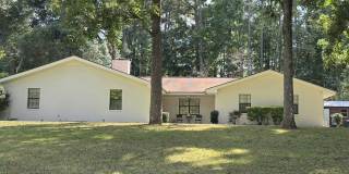 100 Hunters Glen Gallery 1