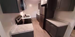 320 Hillview Place Gallery 1