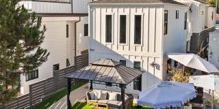 1020 Beryl Street Gallery 23