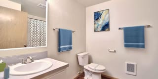 Parc East Gallery 13