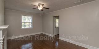 2207 Montclair Street Gallery 6