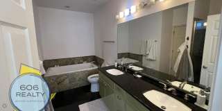 Beautiful, Single Family Townhome, Great Location!! Gallery 26