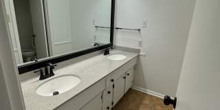 200 Shalimar Drive Gallery 7