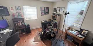 Two Bedroom Normaltown Home Gallery 8