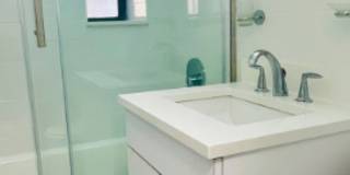 30 Beekman Place Gallery 6