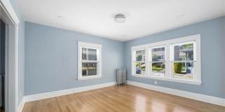 97 11th Street Gallery 8