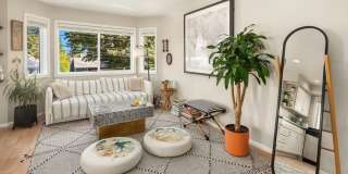 North Admiral 2BR Condo w/ Balcony & View! Won't Last Long!! North Admiral 2BR Condo w/ Balcony & View! Won't Last Long!! Gallery 1
