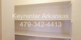 Gorgeous home in Bentonville! Gallery 16