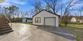 3703 Redding Road Gallery 13