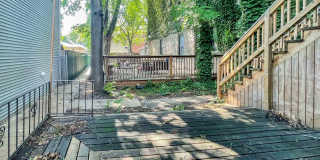 2254 North Southport Ave. Apt. Gallery 7