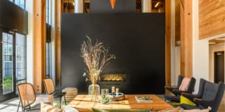 The Pioneer Gallery 9