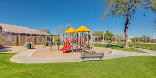 2602 E Beautiful Ln Gallery 20