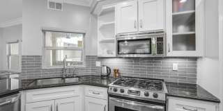 850 N Croft Ave unit: 203 Gallery 16