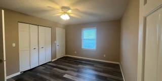AVAILABLE NOW 3 BEDROOM 2 FULL BATHS PLENTY OF STORAGE. Gallery 4