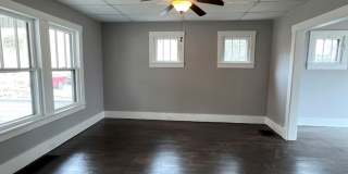 Charming 3 Bed, 1 Bath Home on a Quiet Street in Crafton Heights - Available 7/1! Gallery 3