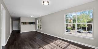 Charming 2BR Condo in Little River just minutes from the Beach! Gallery 1