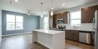11000 Prairie Lakes Ln Gallery 1