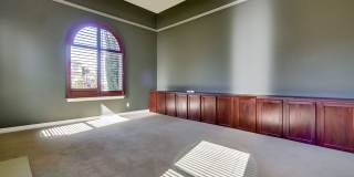 Beautiful 4 bedroom, 4.5 bathroom Home in the Varadero Community Gallery 13