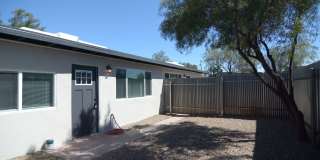 Remodeled 2 Bedroom 1 Bath Duplex! Great Central Tucson Location! Gallery 14