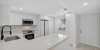 14375 Strathmore Lane Gallery 2