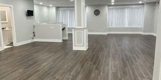 1323 LINDLEY Avenue Gallery 9