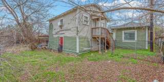 August Move In! 1 Bed, 1 Bath Garage Apartment near Downtown Bryan Gallery 3