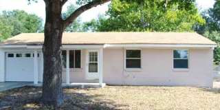 3-Bedroom/ 1.5-Bath - Delightful Home in Fort Walton Beach - Great Location "A Must-See Home" 3-Bedroom/ 1.5-Bath - Delightful Home in Fort Walton Beach - Great Location "A Must-See Home" Gallery 1