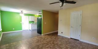 Charming three bedroom one bath home for rent. Gallery 9