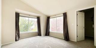 3bs/2.5ba Seattle Townhome Gallery 12