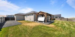 Move-In Ready West Richland Rental – 3-Car Garage, Fenced Yard, Hot Tub Included Gallery 34