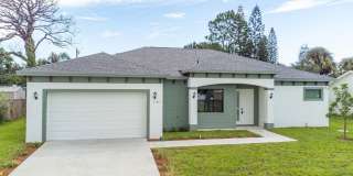 1143 Southwest Estaugh Avenue Gallery 1