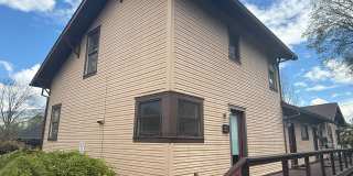 Airy two bedroom apartment in Railroad District | Available Now Gallery 1