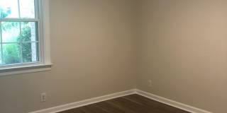 2 Bed/2 Bath Condo located in Green Hills only minutes to Vandy and Easy Interstate Access, 1 Car Garage Gallery 12