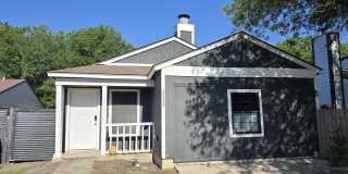 Beautifully maintained rental home conveniently located in Northeast San Antonio! Beautifully maintained rental home conveniently located in Northeast San Antonio! Gallery 1