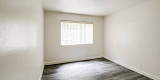 Beethoven Garden Apartments Gallery 12