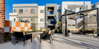 Maverick Gallery 115